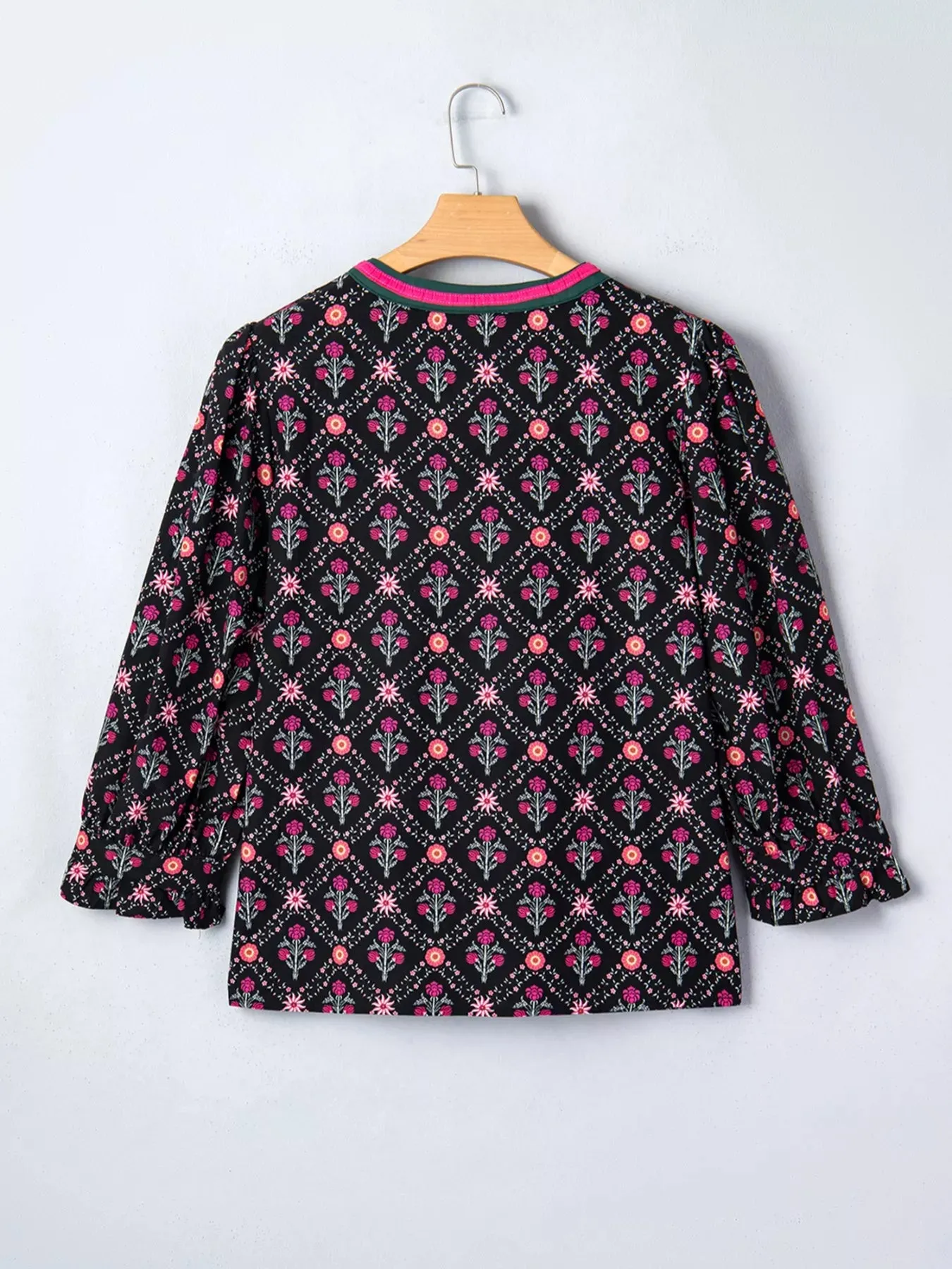 Contrast V Neckline Bracelet Sleeve Vintage Floral Blouse sold by Charming Charlie product image thumbnail 4