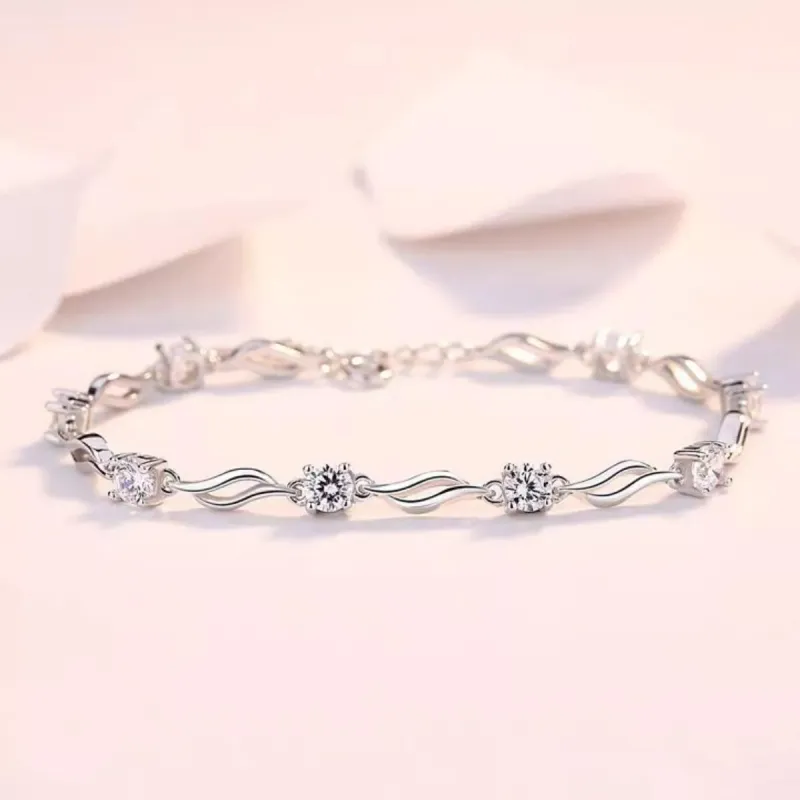 925 Sterling Silver Bracelet made by Trendsi