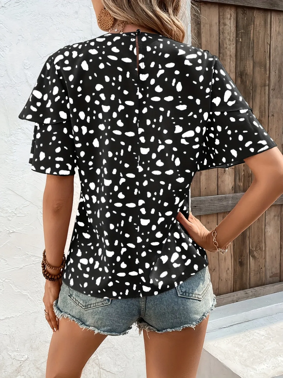 Printed Round Neck Short Sleeve Blouse sold by Charming Charlie product image thumbnail 4