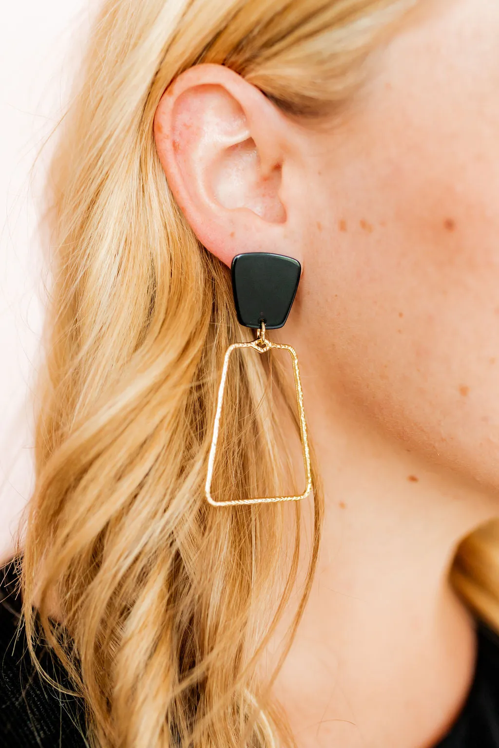 Kaelyn - Black and Gold sold by Charming Charlie product image thumbnail 2