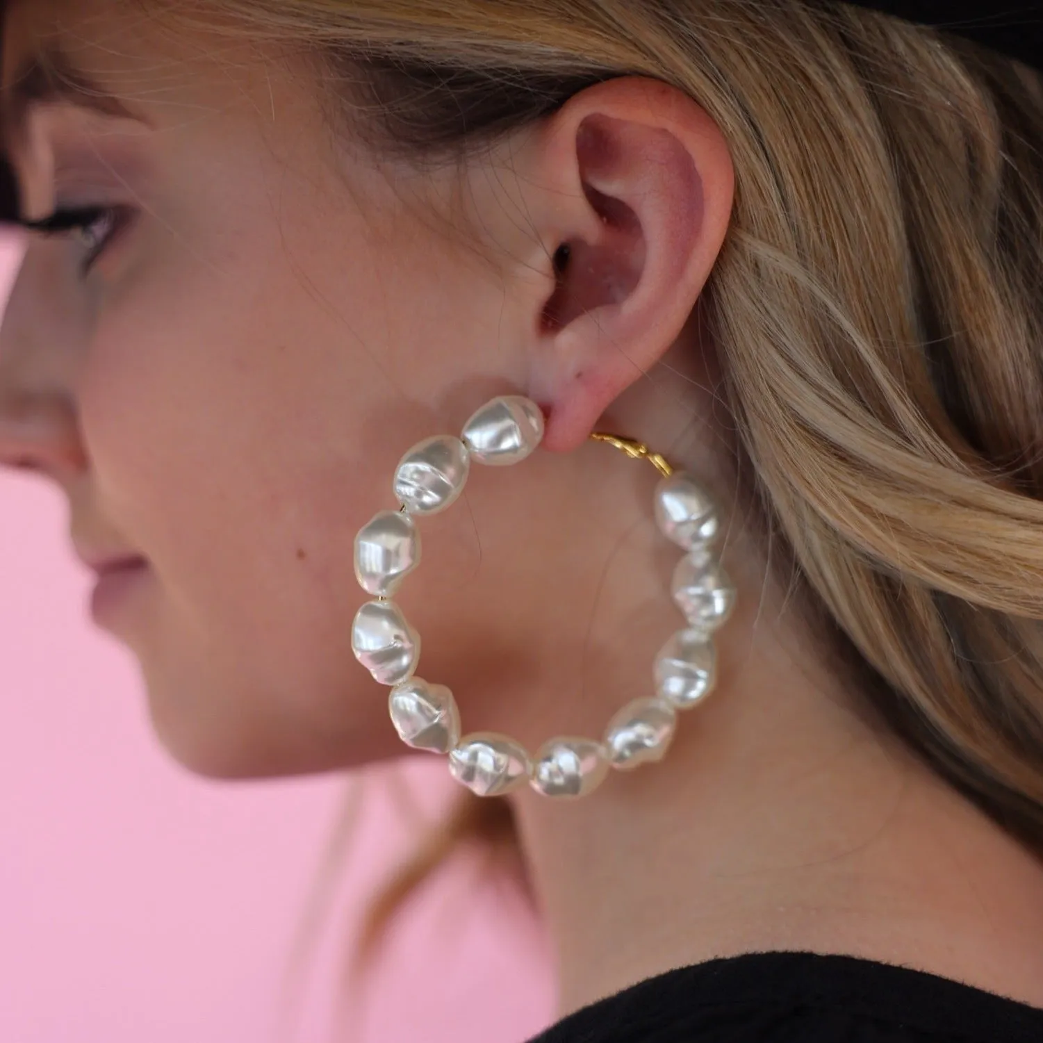 Macy Pearl Hoop sold by Charming Charlie product image thumbnail 4
