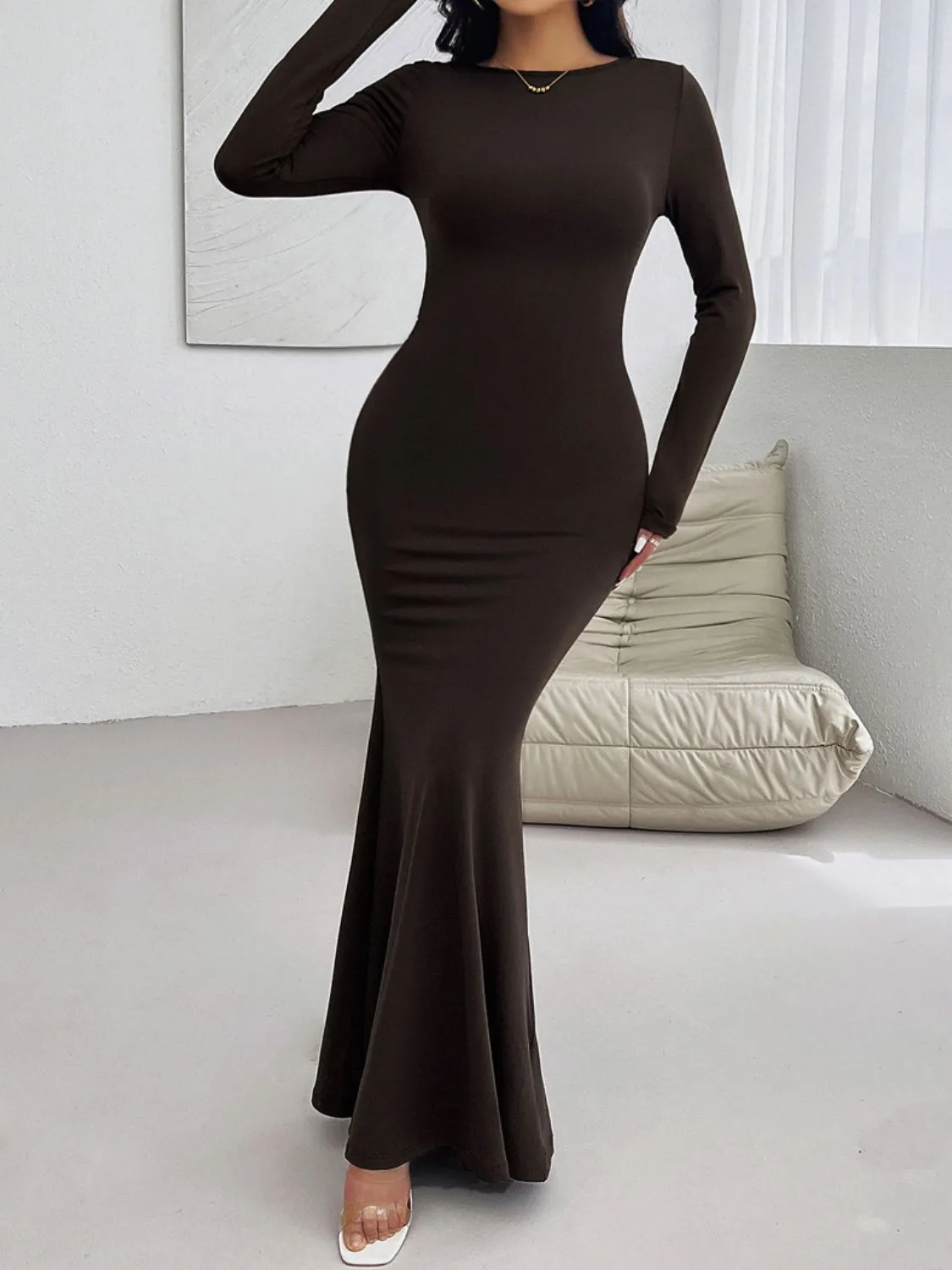 Devine Backless Round Neck Long Sleeve Maxi Dress sold by Charming Charlie product image thumbnail 4