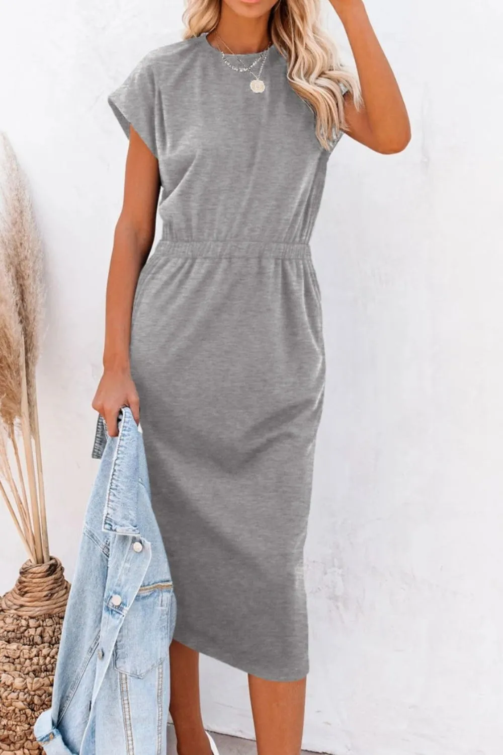 Pocketed Round Neck Cap Sleeve Dress sold by Charming Charlie product image thumbnail 3