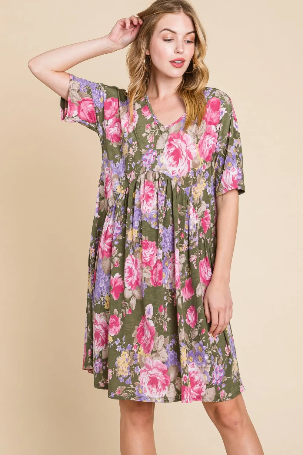 BOMBOM Flower Print V-Neck Ruched Dress sold by Charming Charlie product image thumbnail 5