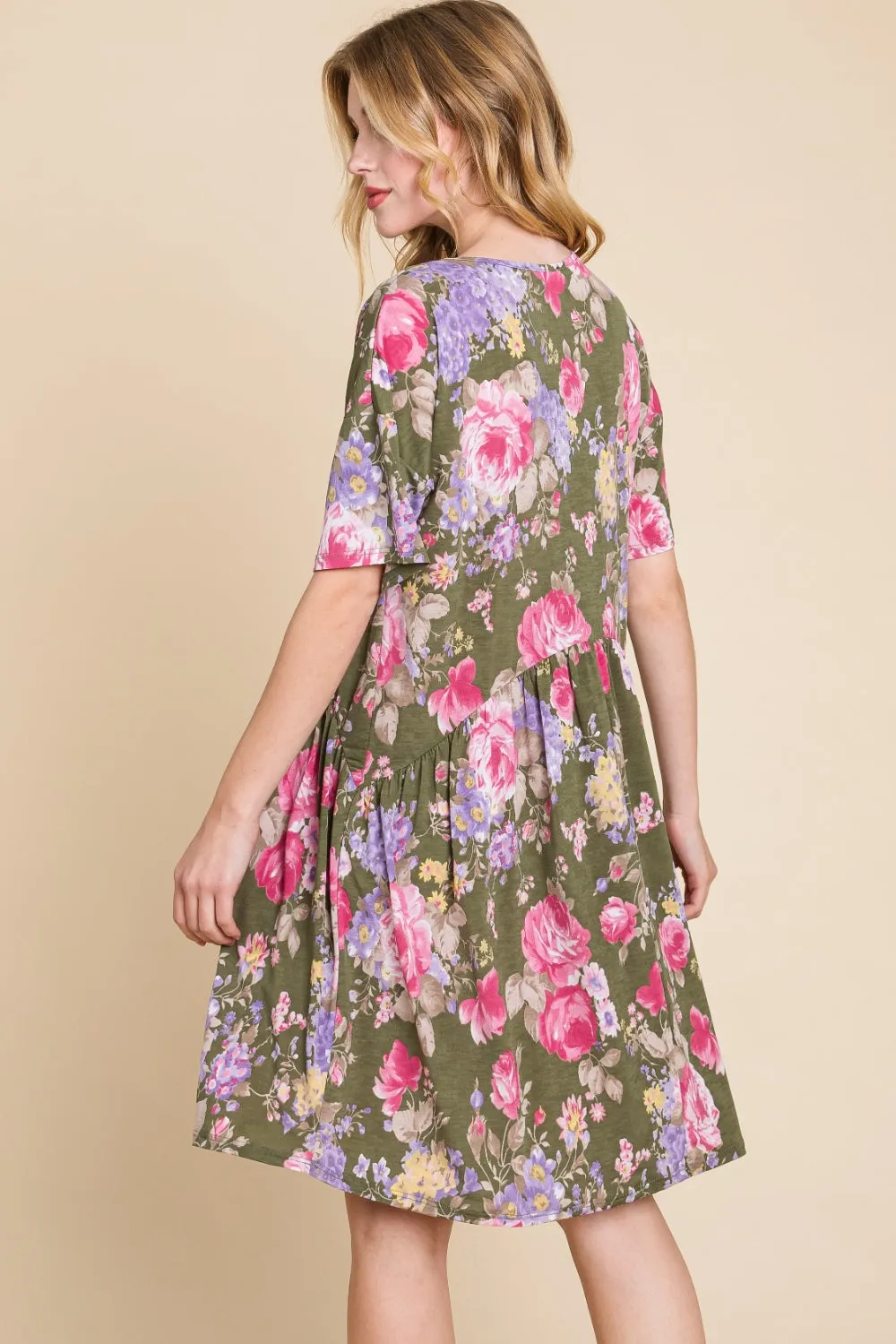 BOMBOM Flower Print V-Neck Ruched Dress sold by Charming Charlie product image thumbnail 2