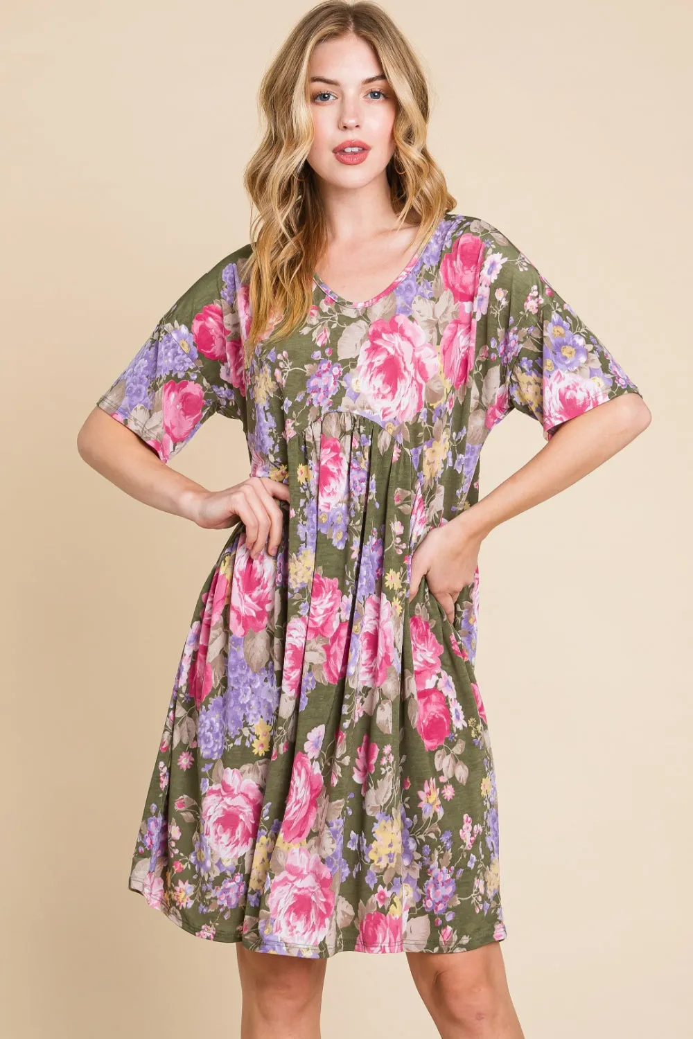 BOMBOM Flower Print V-Neck Ruched Dress sold by Charming Charlie product image thumbnail 3