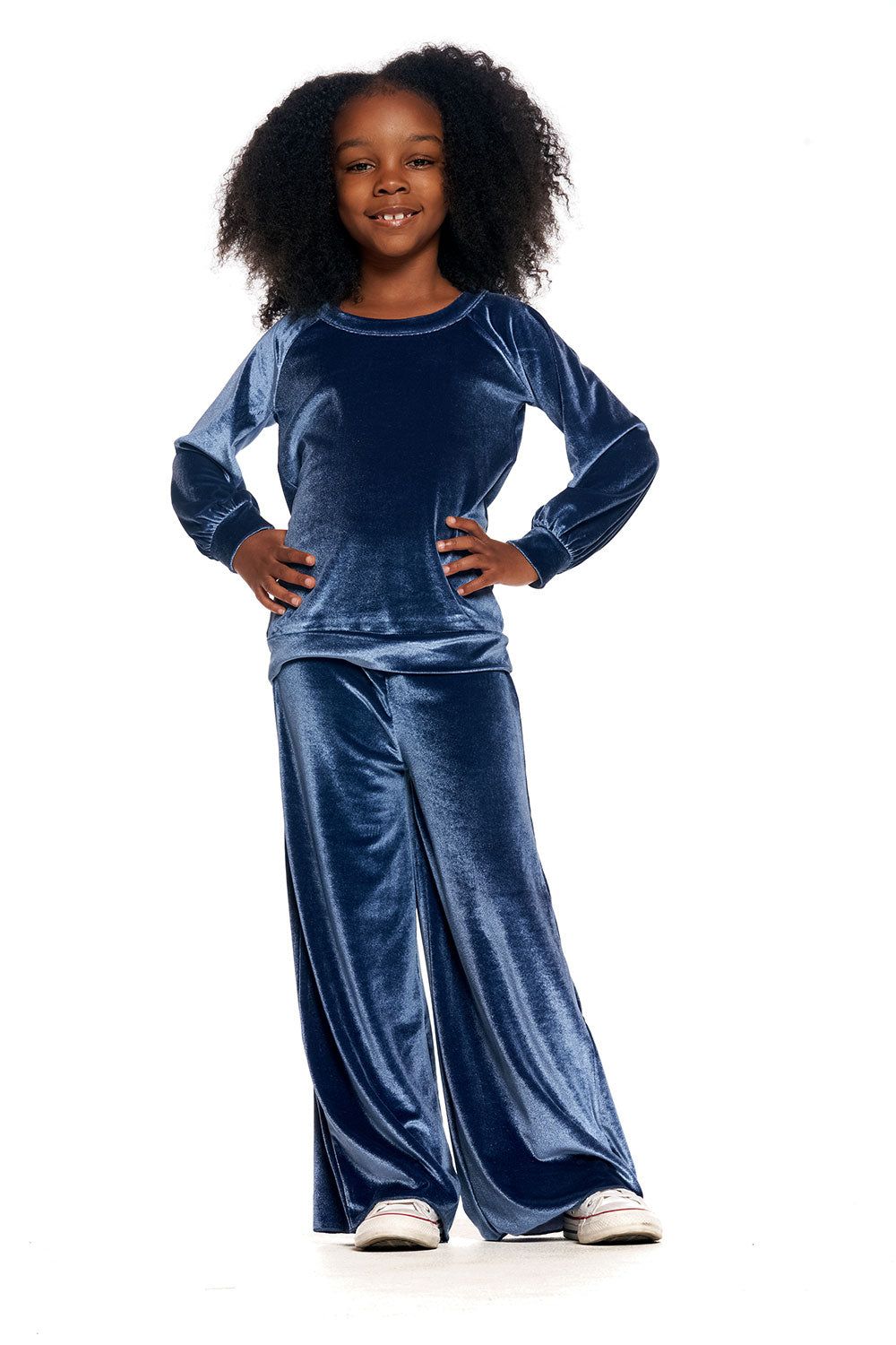 Stretch Velvet Blouson Sleeve Raglan Pullover sold by Chaser product image thumbnail 3