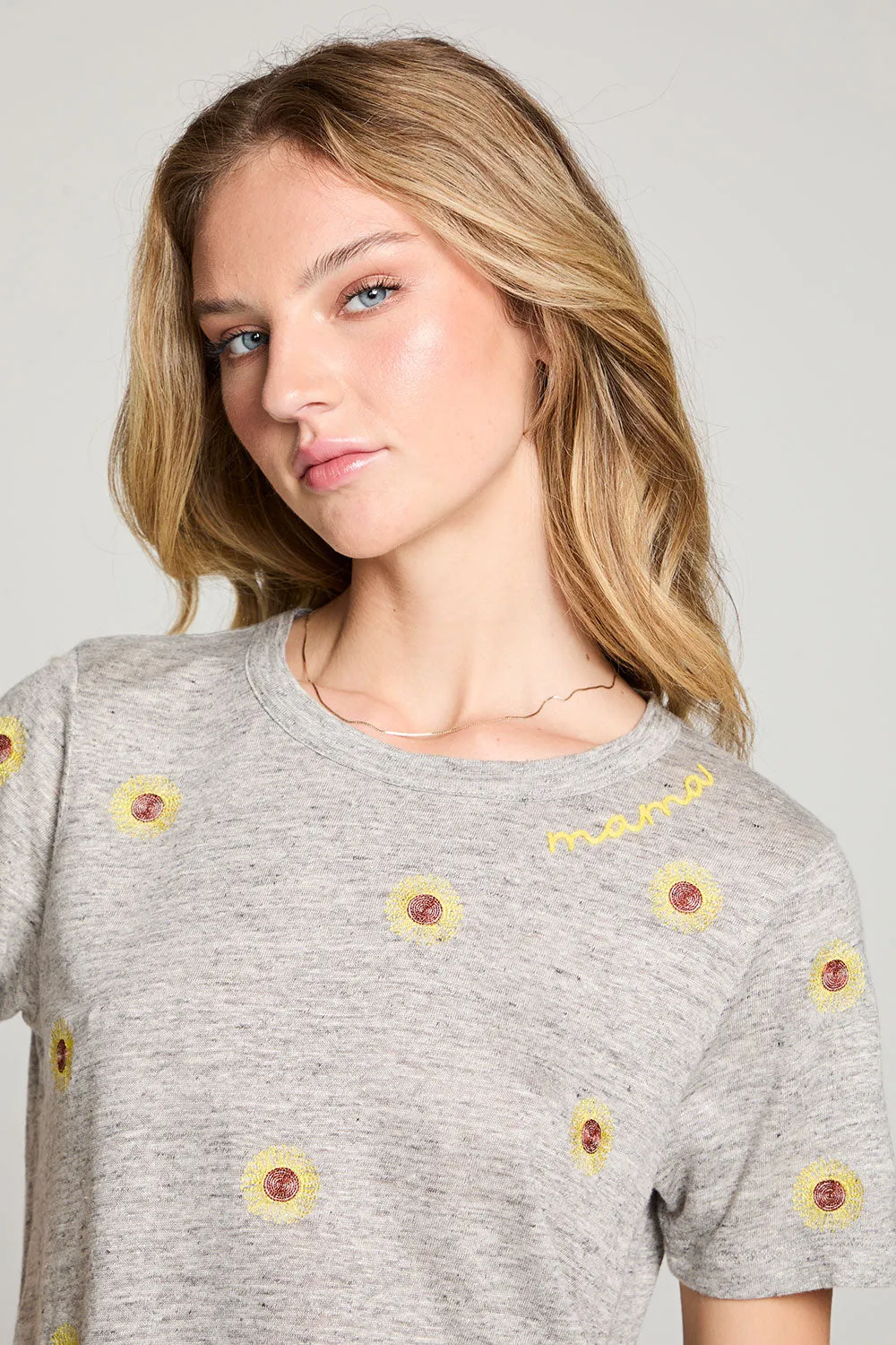 Mama Sunflowers Easy Tee sold by Chaser product image thumbnail 4