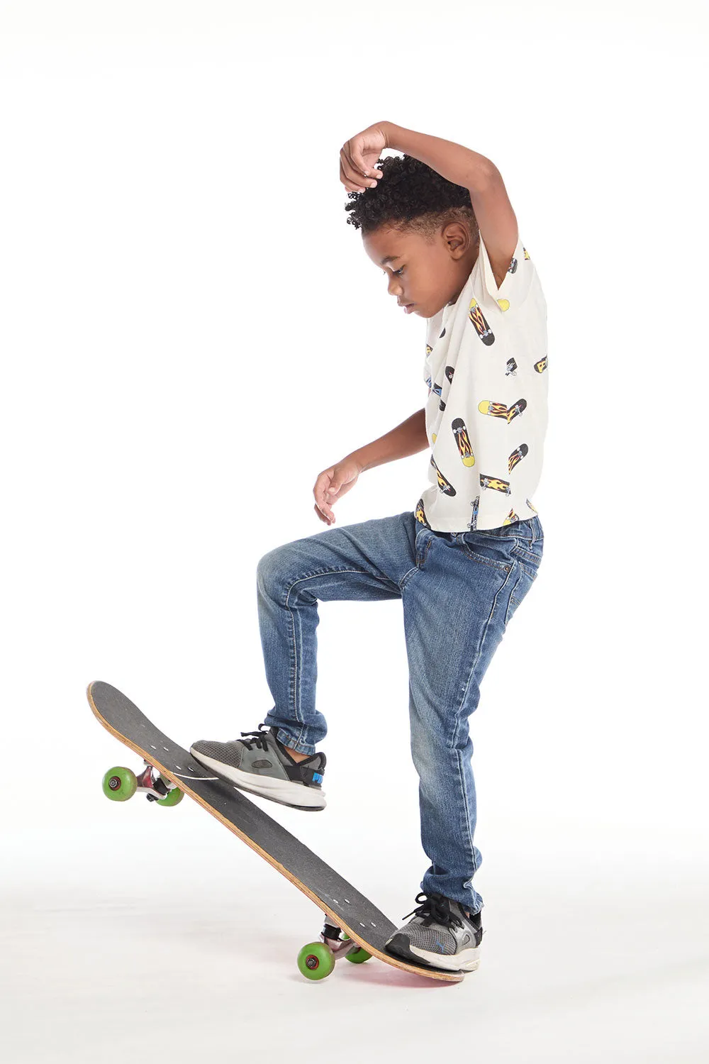 Skakeboard Flames Boys Tee sold by Chaser product image thumbnail 4