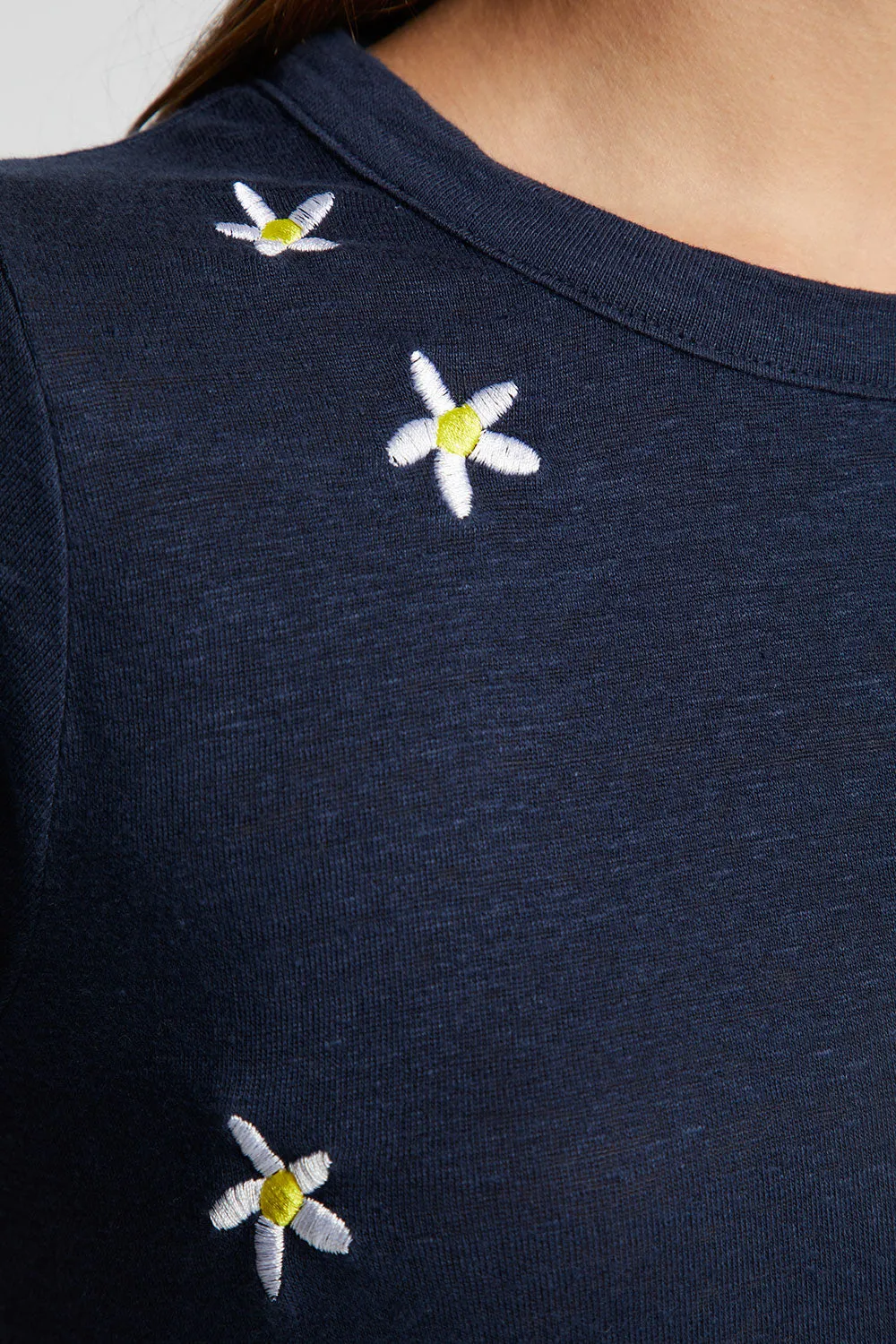 Daisy Stitches sold by Chaser product image thumbnail 4