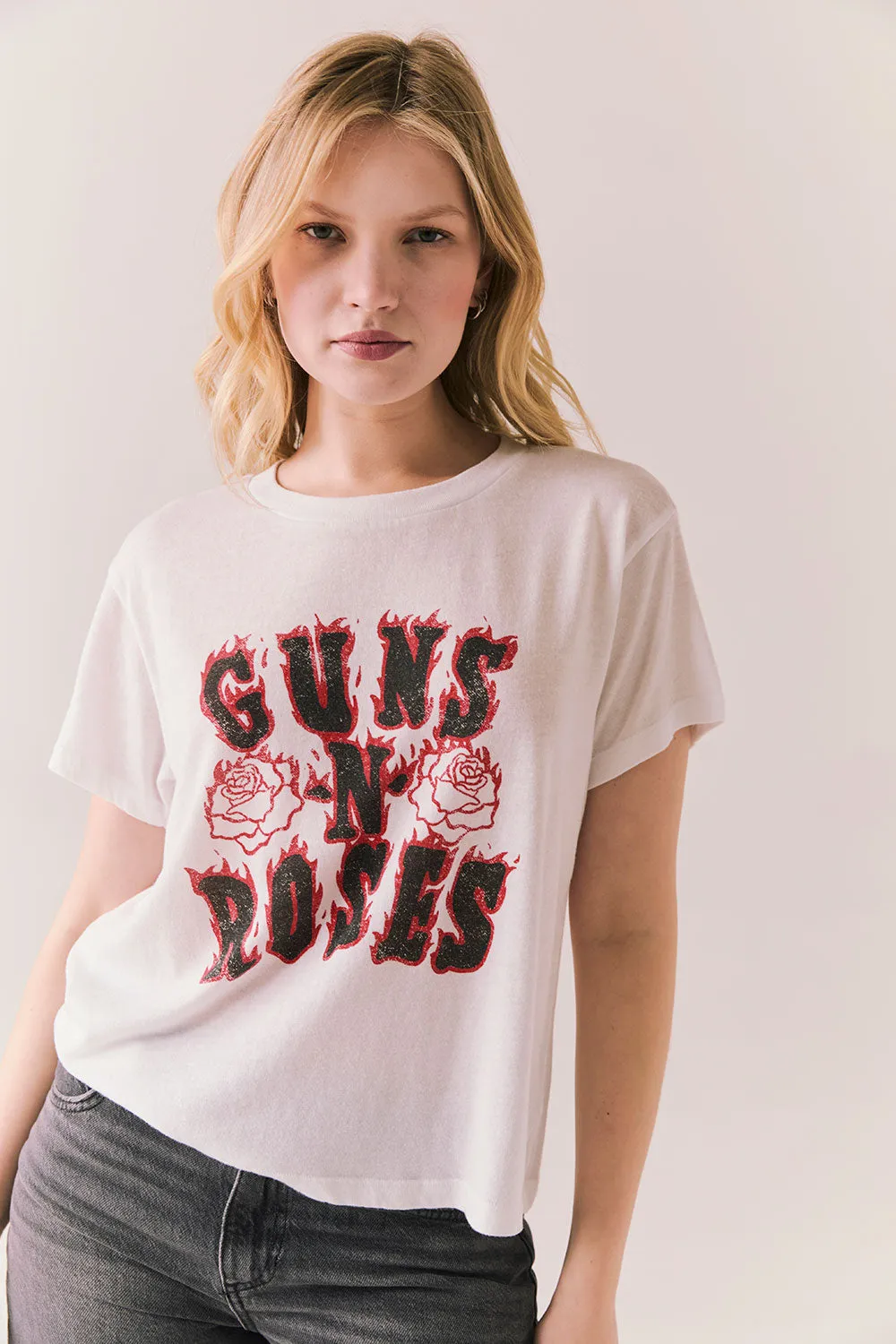Guns N’ Roses Flaming Roses Tee – Vintage Rock Graphic Tee in White sold by Chaser product image thumbnail 4
