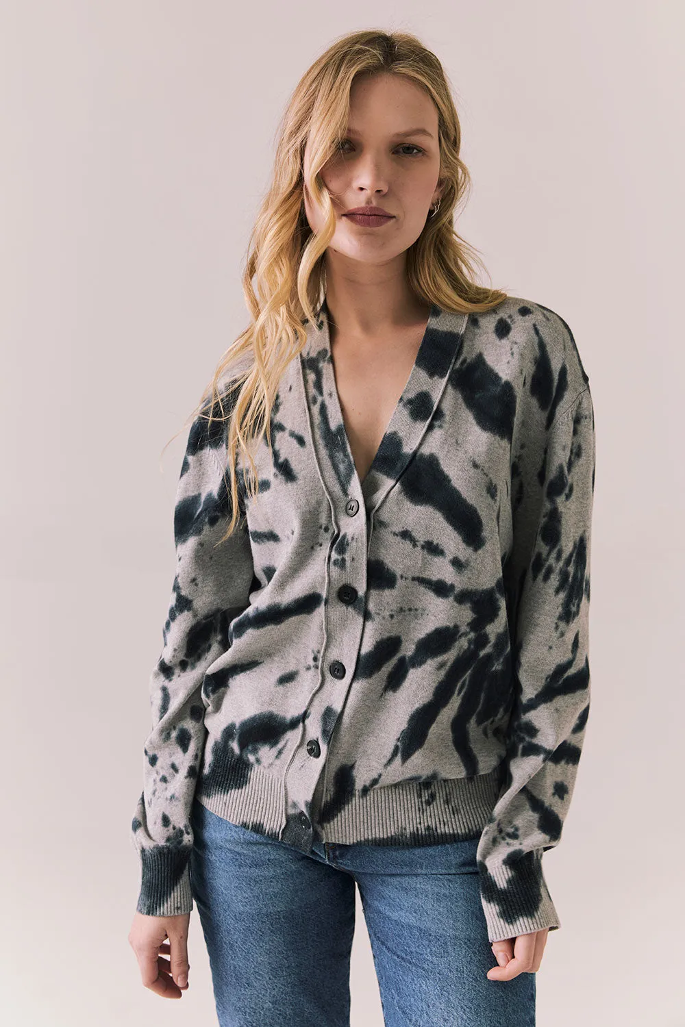 Black & Charcoal Tie Dye Hoodie sold by Chaser product image thumbnail 4