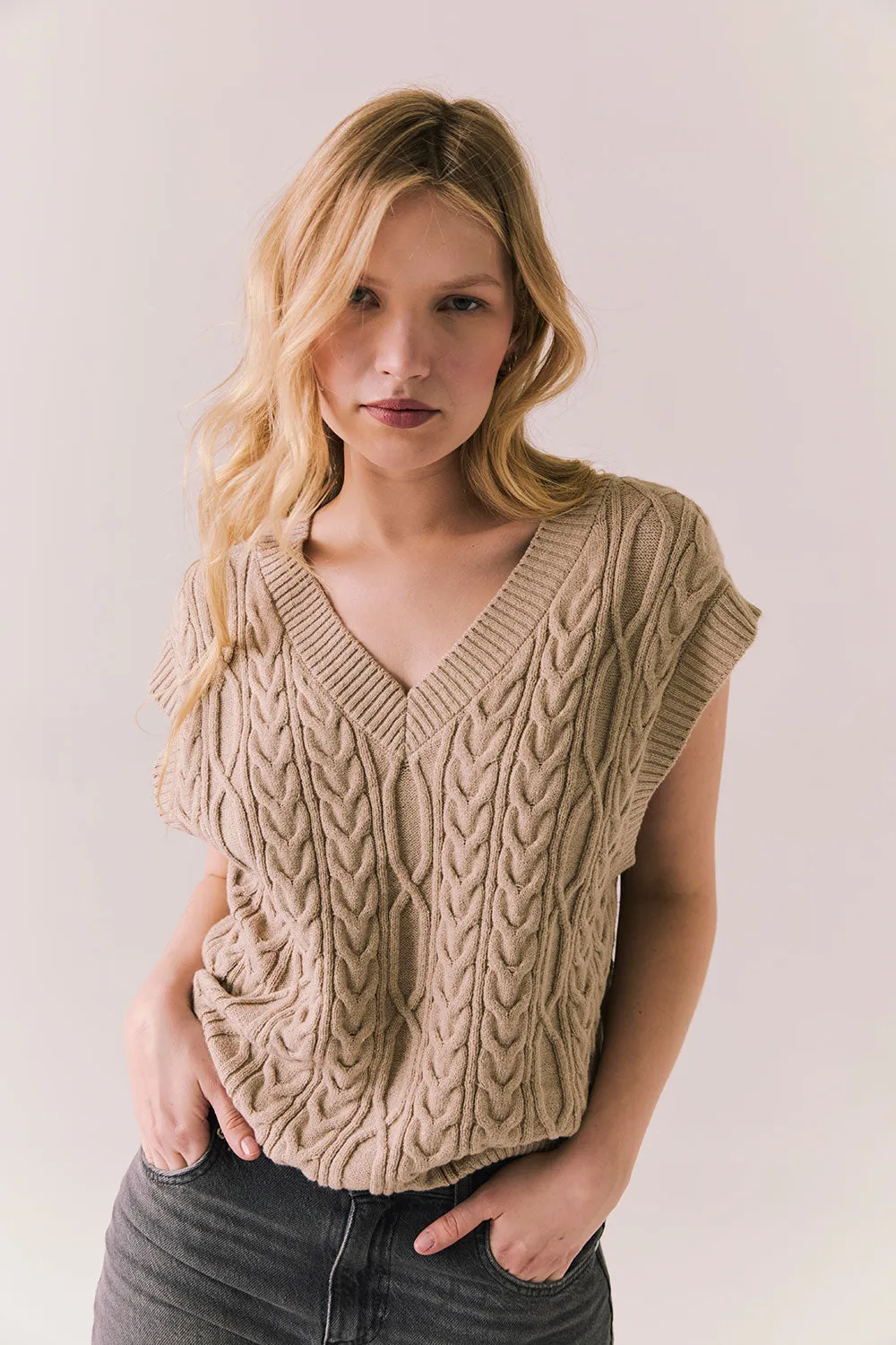 Gaya Heather Oatmeal Sweater Vest sold by Chaser product image thumbnail 4