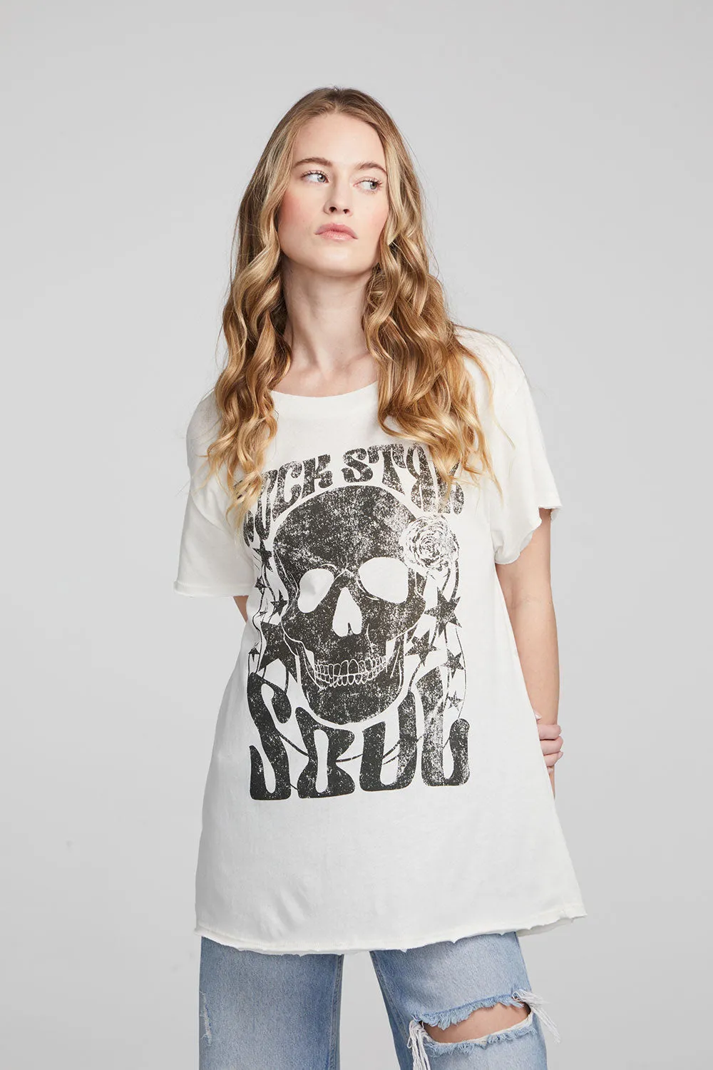Skull And Flowers Tee sold by Chaser product image thumbnail 2