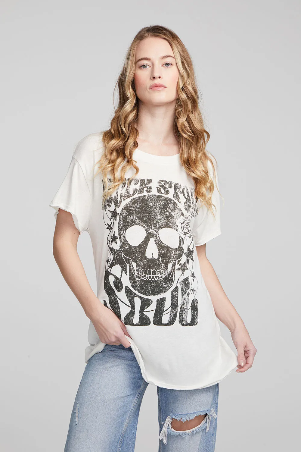 Skull And Flowers Tee sold by Chaser product image thumbnail 3