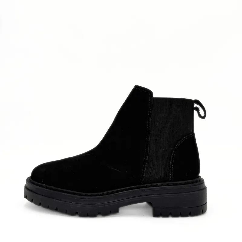 Farah Nubuck Lugsole Boots sold by chelsea crew