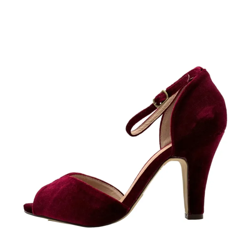 Lola Velvet Heels sold by chelsea crew