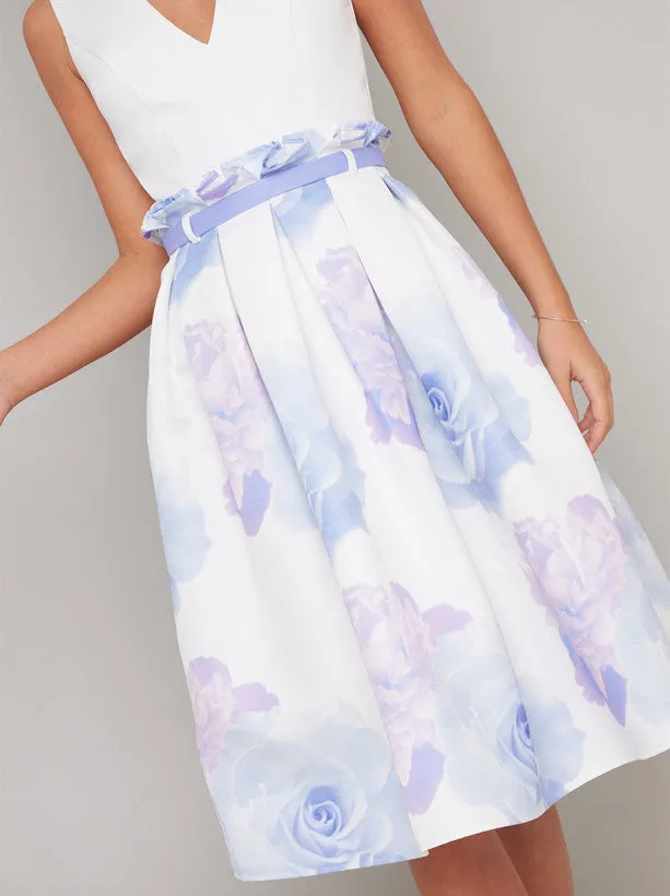 Floral Print Contrast Midi Dress in White sold by Chi Chi London product image thumbnail 2