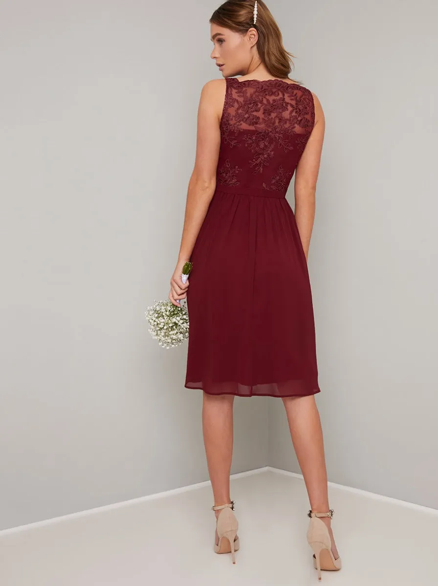 Sleeveless Lace Bodice Chiffon Midi Dress in Red sold by Chi Chi London product image thumbnail 4