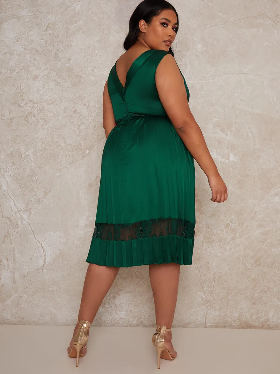 Plus Size Lace Detail Pleat Midi Dress in Green sold by Chi Chi London product image thumbnail 4