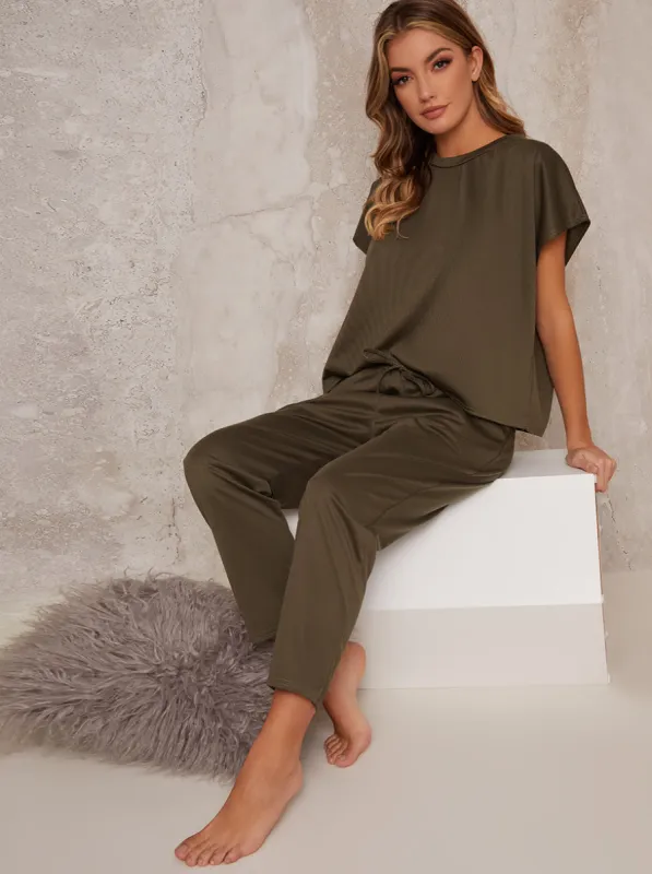 T-Shirt Short Sleeved Crop Lounge Set in Green sold by Chi Chi London