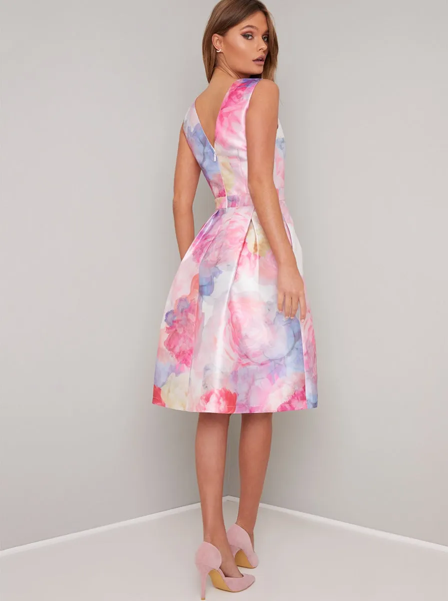 Floral Print V Neck Midi Dress in Pink sold by Chi Chi London product image thumbnail 3