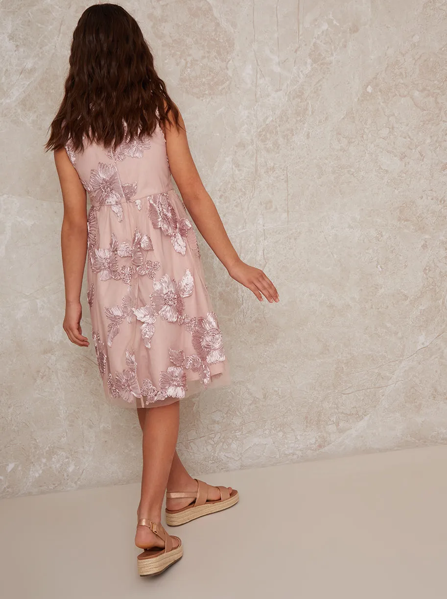 Girls Sleeveless Floral Embroidered Midi Dress in Pink sold by Chi Chi London product image thumbnail 4