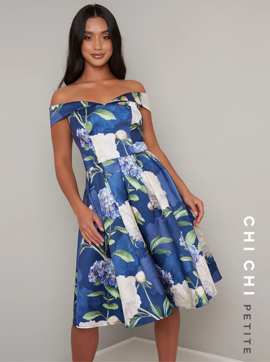 Floral Printed Petite Midi Dress in Blue sold by Chi Chi London product image thumbnail 2