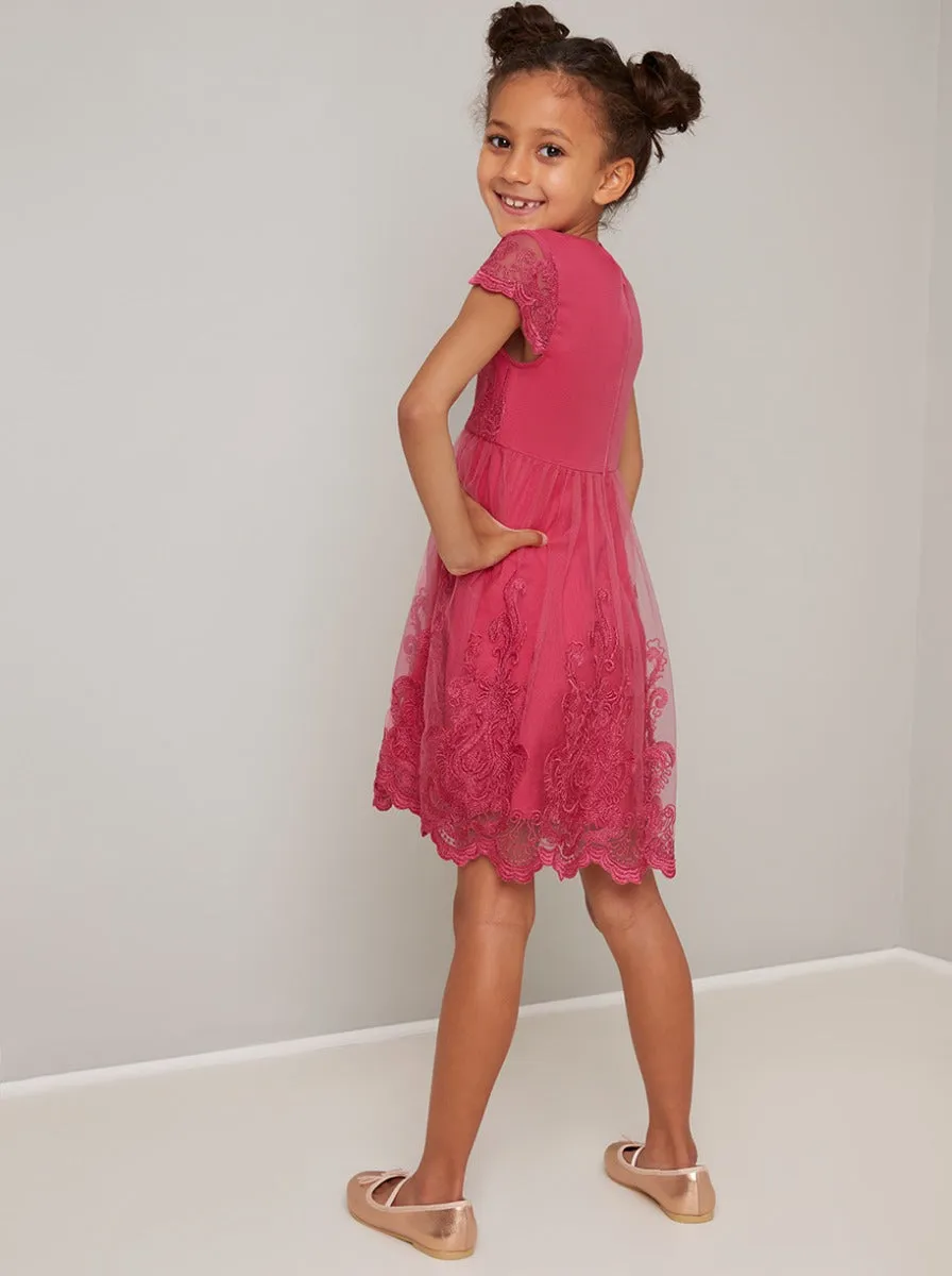 Girls Cap Sleeve Lace Midi Dress in Fuschia sold by Chi Chi London product image thumbnail 4