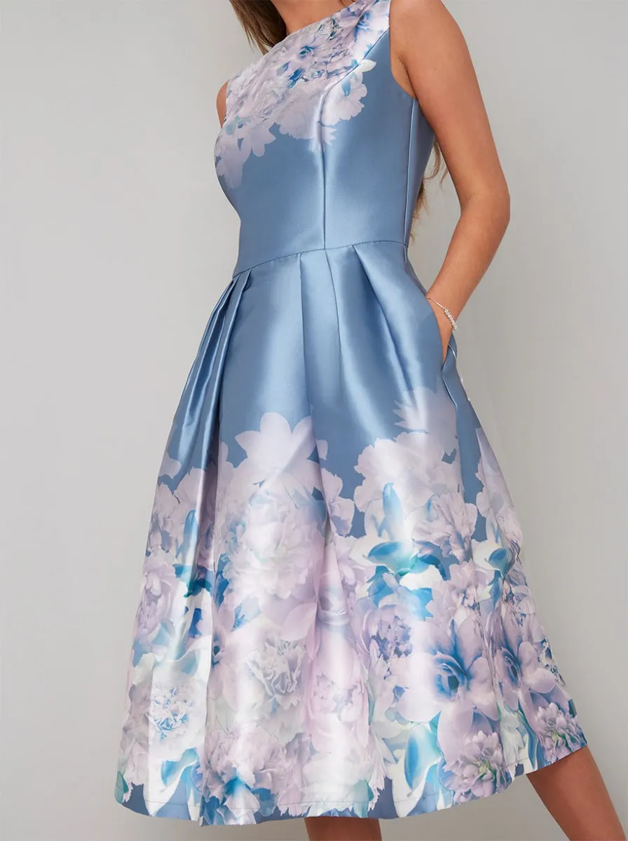 Digital Floral Print Midi Dress in Blue sold by Chi Chi London product image thumbnail 2