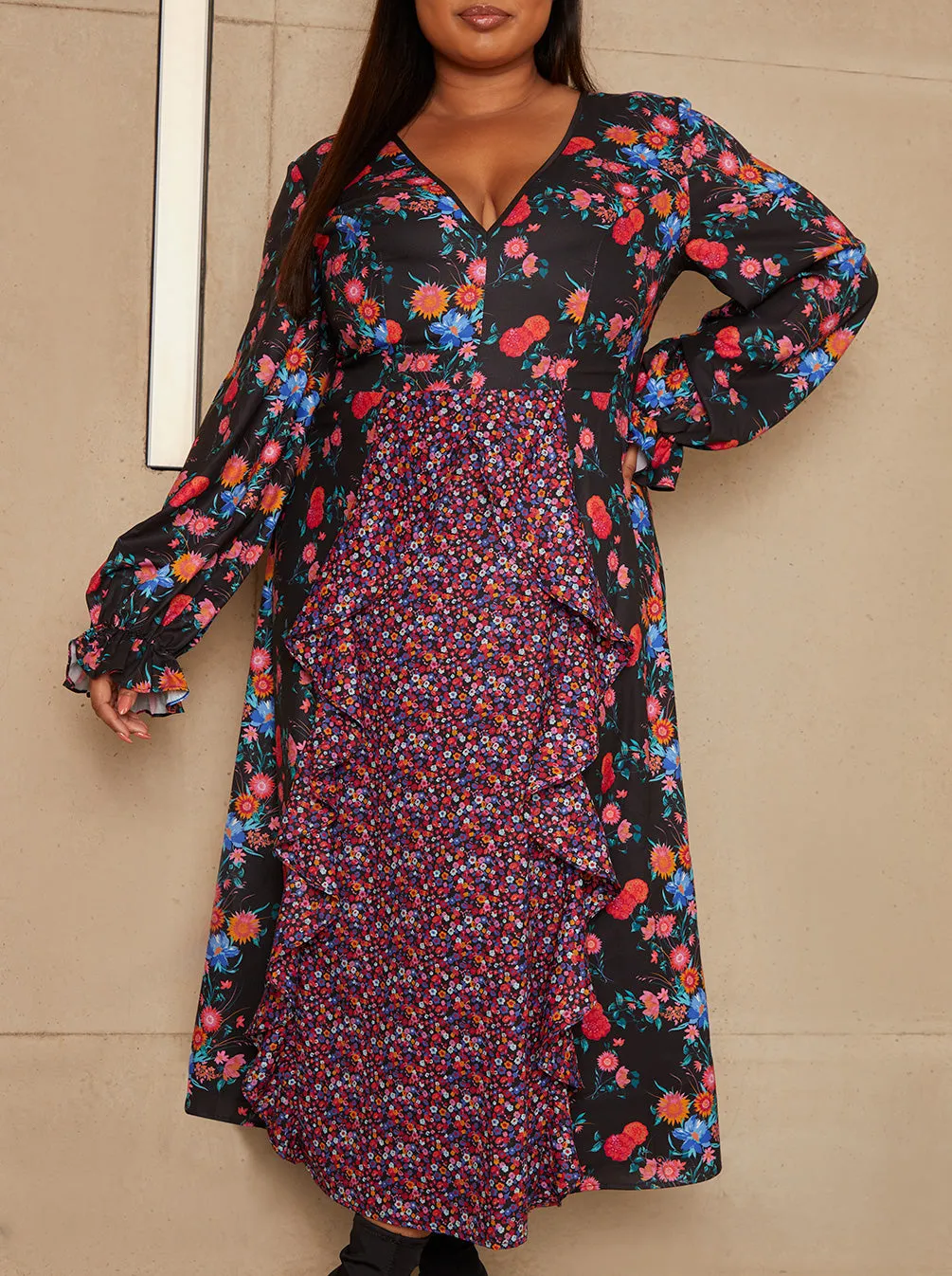 Plus Size Long Sleeve Plunge Floral Printed Midi Dress in Black sold by Chi Chi London product image thumbnail 3
