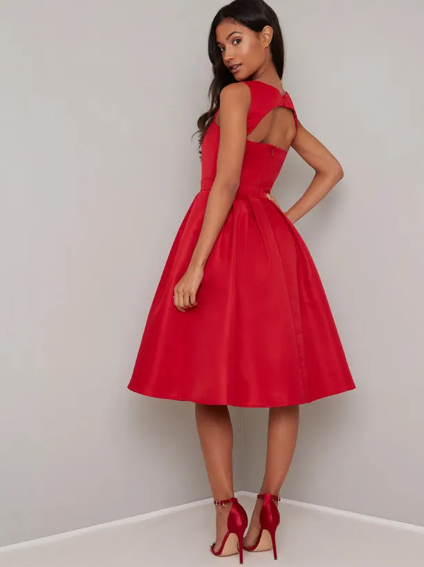 Sleeveless Open Back Midi Dress in Red sold by Chi Chi London product image thumbnail 2