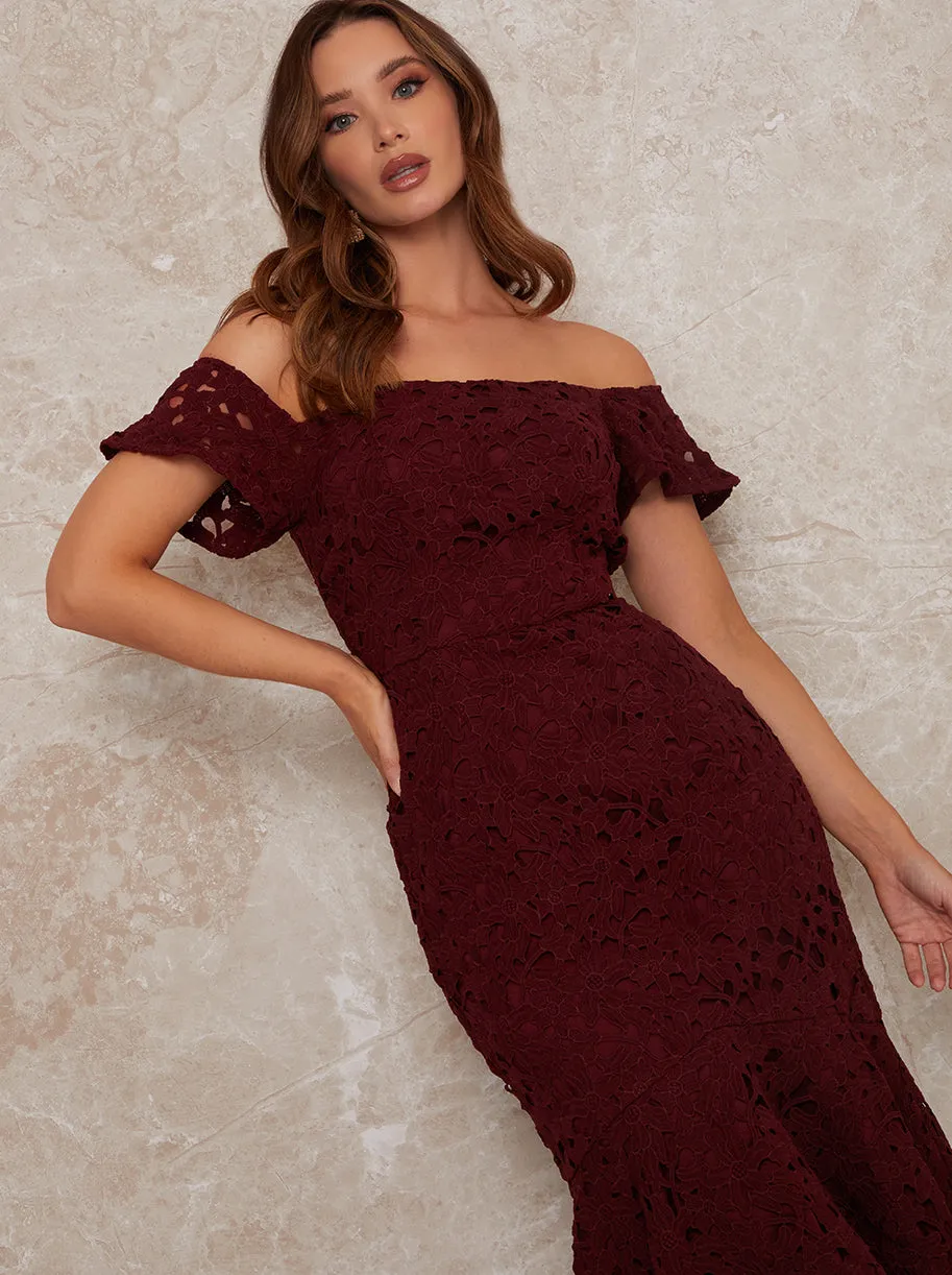 Petite Peplum Crochet Bodycon Dress in Burgundy sold by Chi Chi London product image thumbnail 2
