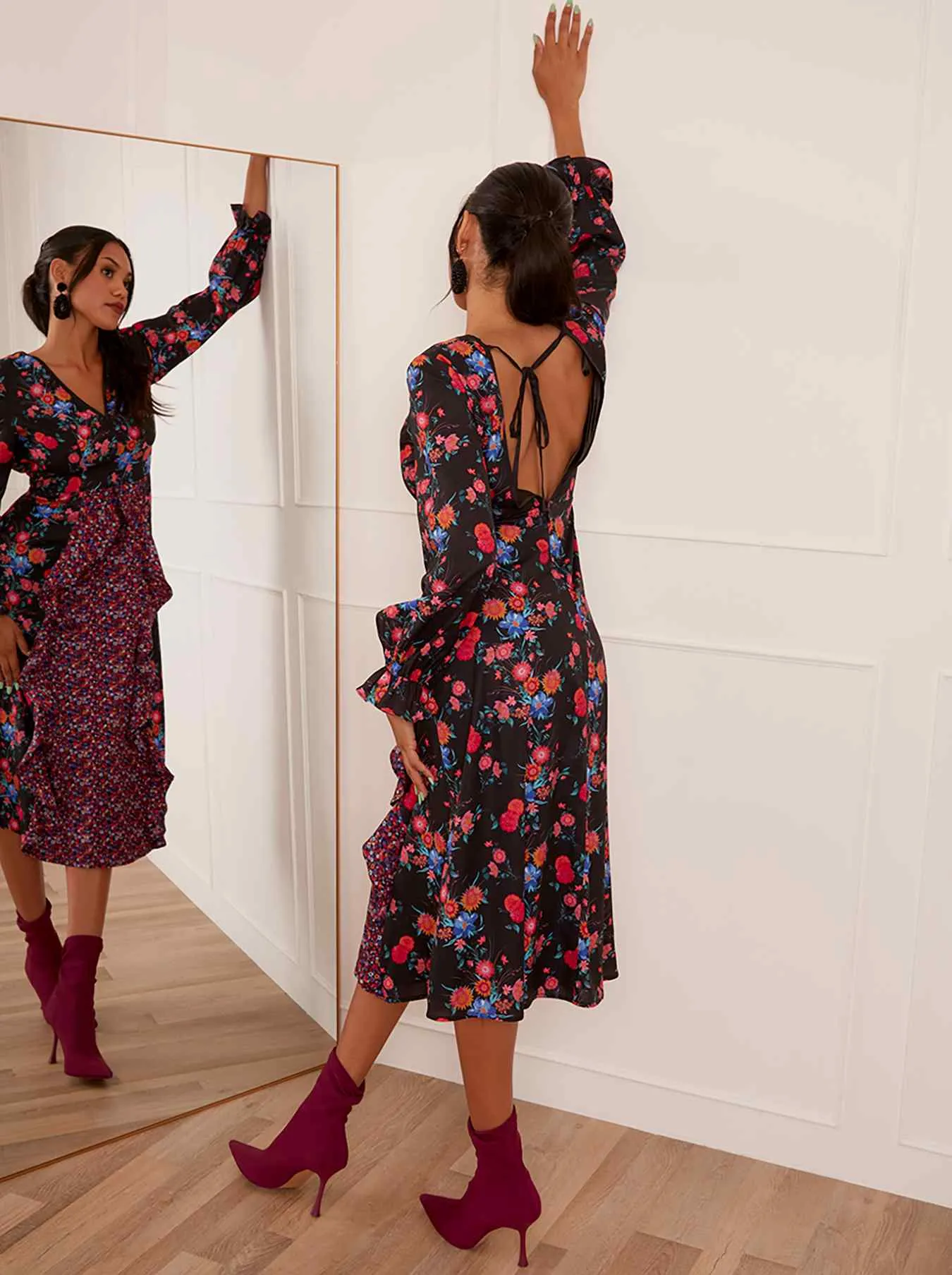 Long Sleeve Plunge Floral Printed Midi Dress in Black sold by Chi Chi London product image thumbnail 5