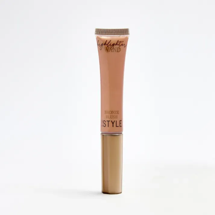 Highlighter Wand Bronze Blush sold by Chi Chi London