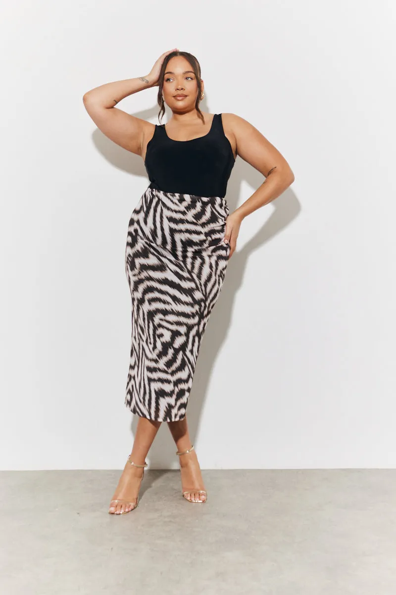 Magic Sculpting Printed Bodycon Midi Skirt sold by Chi Chi London product image thumbnail 5