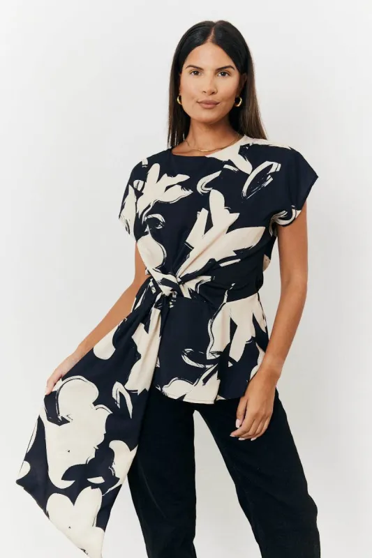 Abstract Drape Top made by In the style