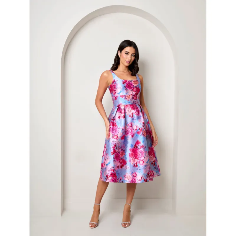 Sleeveless Floral Fit and Flare Midi Dress in Blue made by In the style