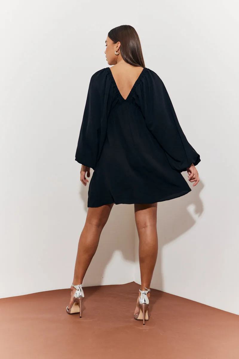 Balloon Sleeve Smock Mini Dress sold by Chi Chi London product image thumbnail 4
