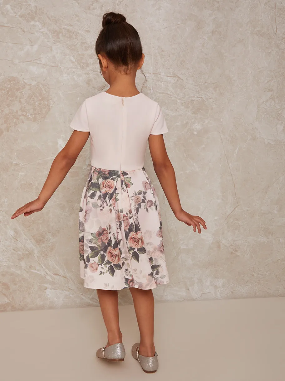 Girls Ruffle Trim Floral Print Dress in Pink sold by Chi Chi London product image thumbnail 2