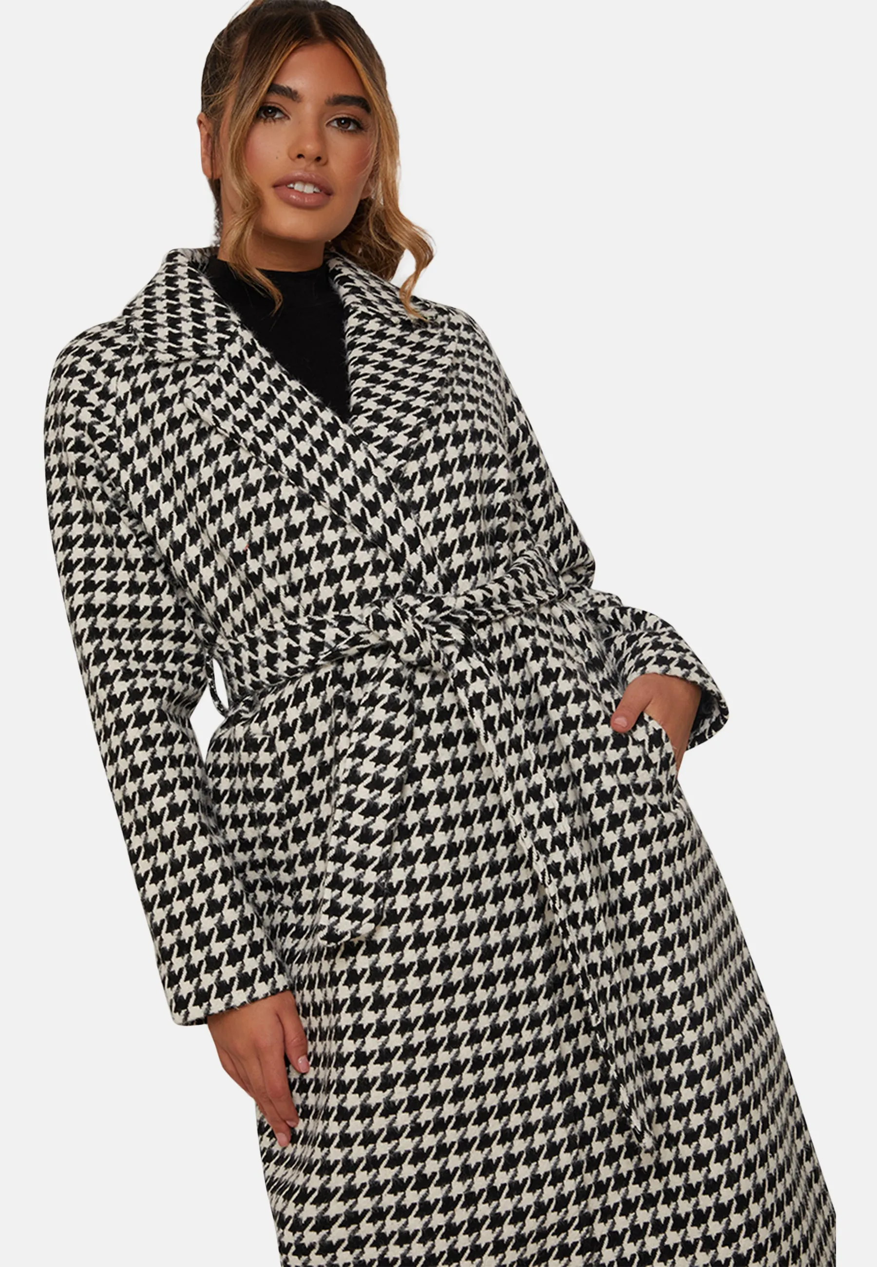 Tie Waist Dogtooth Coat in Monochrome sold by Chi Chi London product image thumbnail 5