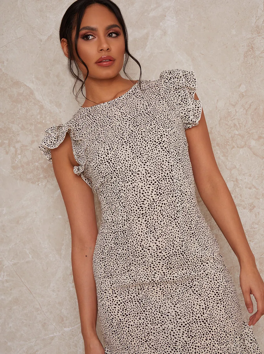 Ruffle Hem Printed Short Sleeve Midi Dress in White sold by Chi Chi London product image thumbnail 3