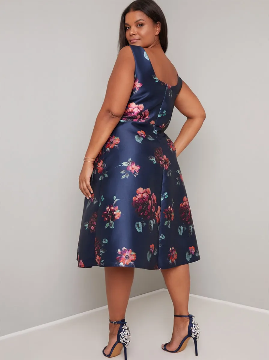 Plus Size Print Scoop Back Midi Dress in Blue sold by Chi Chi London product image thumbnail 4