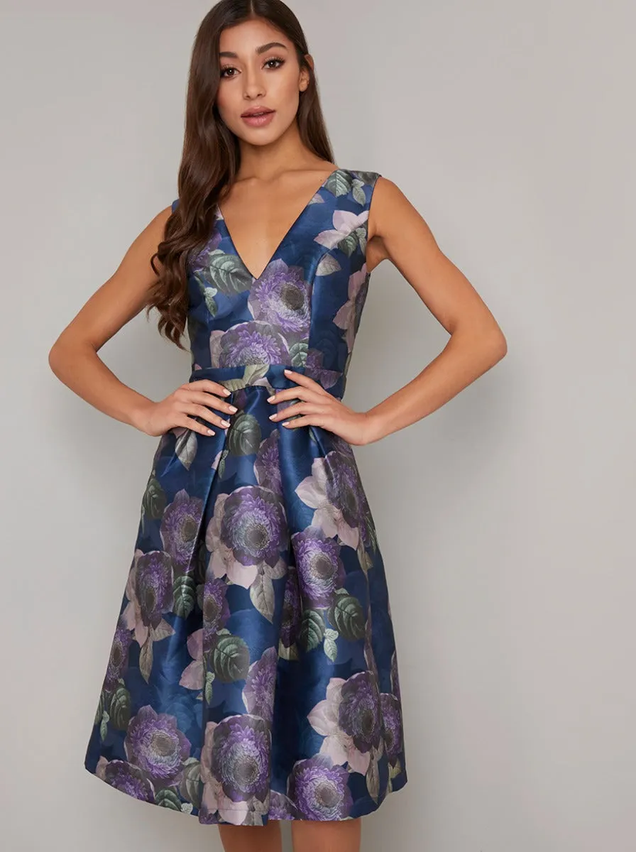 Floral Print Box Pleat Midi Dress in Blue sold by Chi Chi London product image thumbnail 3