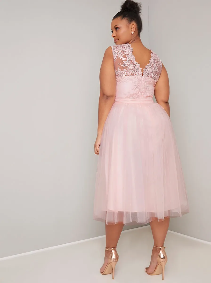 Chi Chi Curve Camilya Dress sold by Chi Chi London product image thumbnail 4