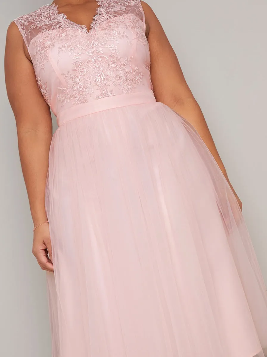 Chi Chi Curve Camilya Dress sold by Chi Chi London product image thumbnail 3