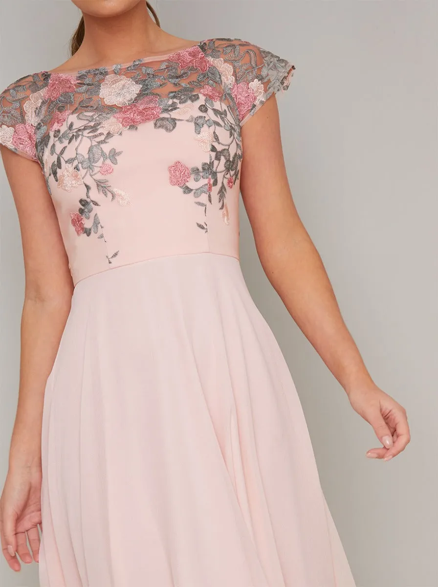 Lace Detail Cap Sleeved Midi Dress in Pink sold by Chi Chi London product image thumbnail 2