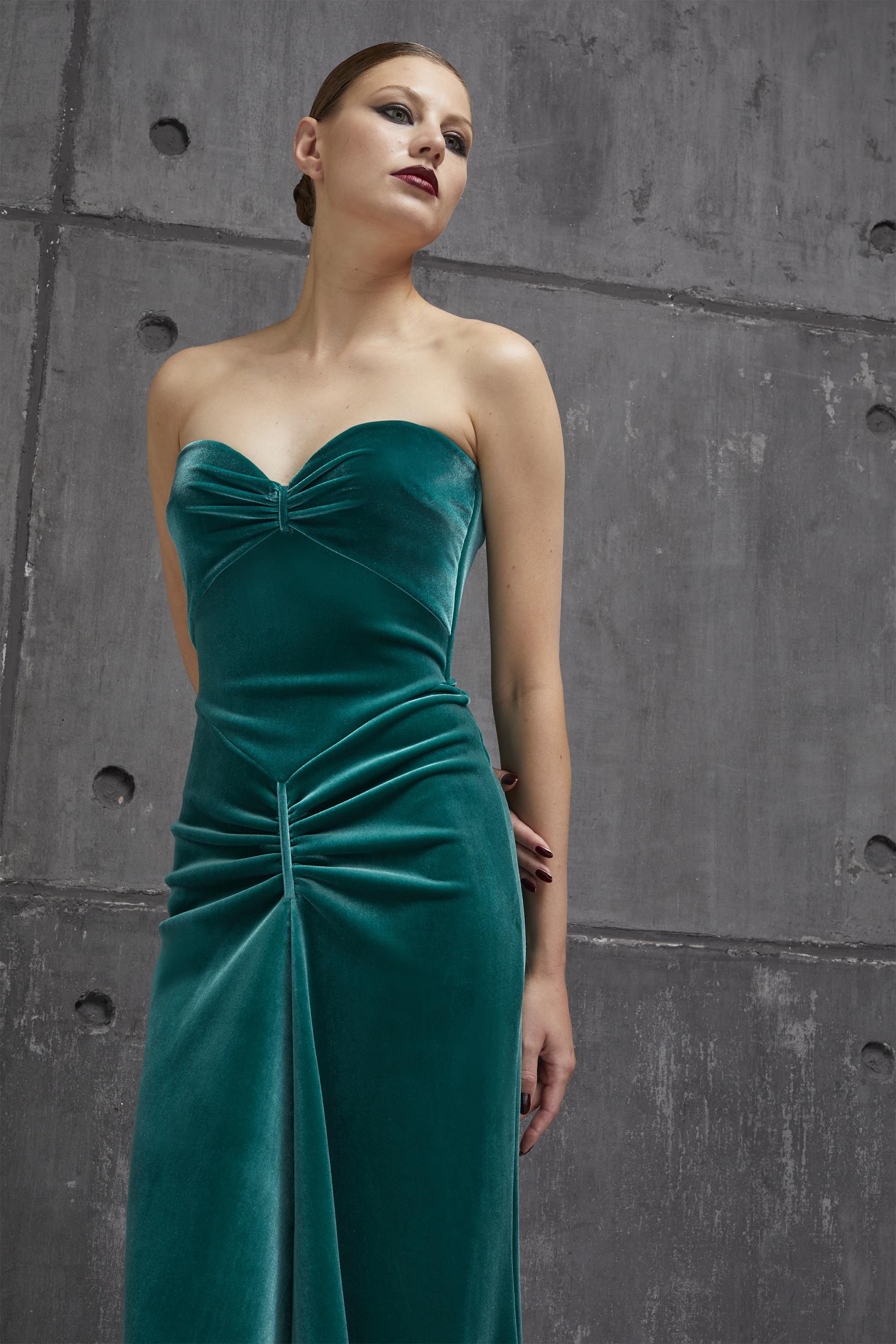 MALIK VELVET GOWN sold by Chiara Boni product image thumbnail 5