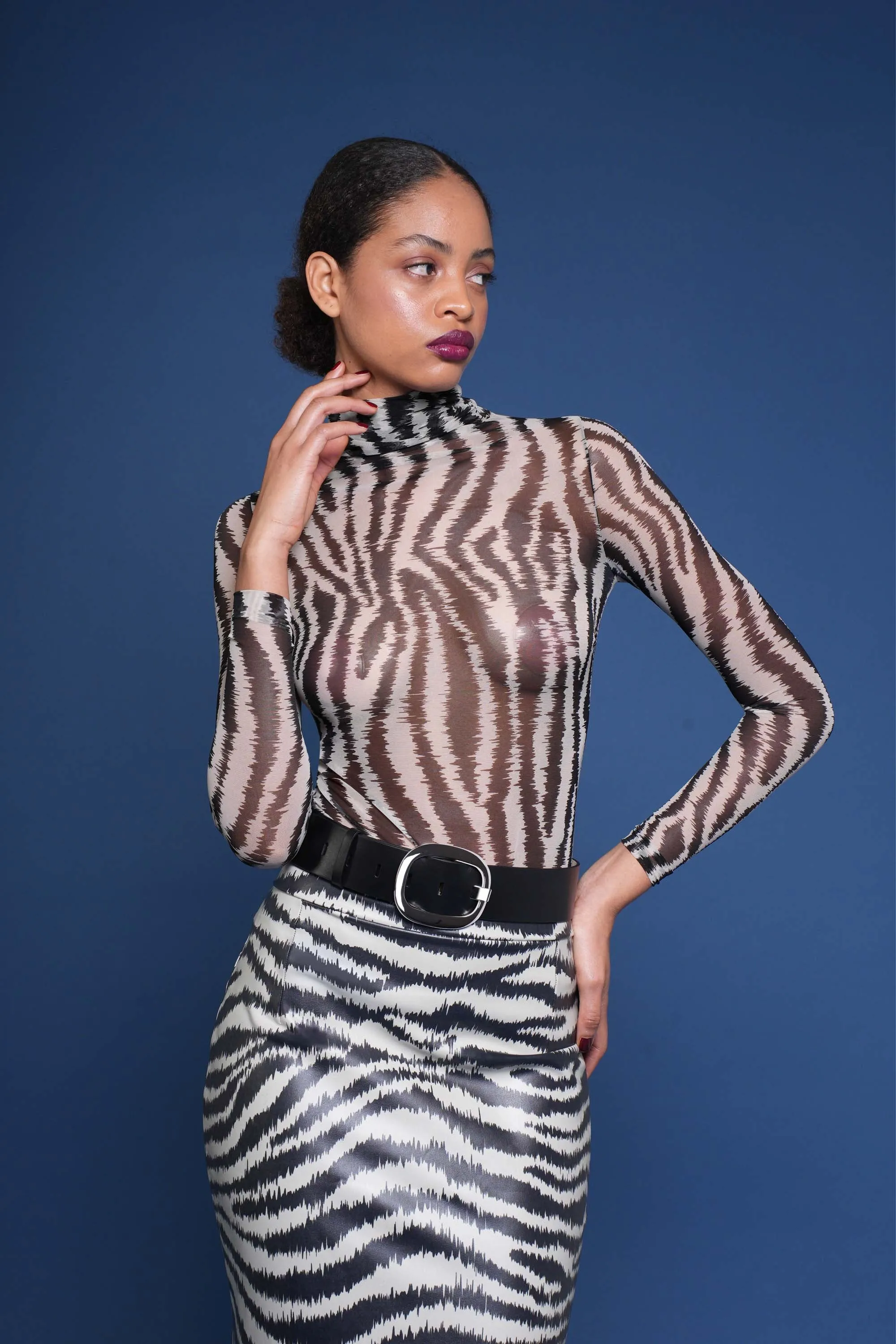 LEATHER BELT WITH METALLIC BUCKLE sold by Chiara Boni product image thumbnail 3