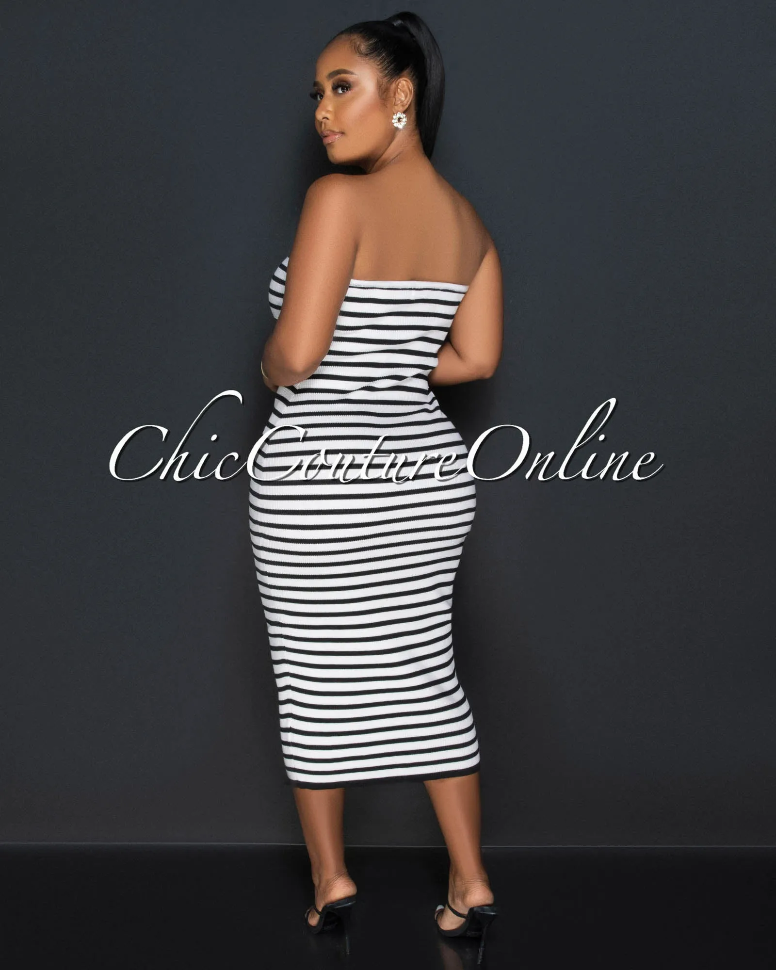 Korina Black White Strapless Ribbed Midi Dress sold by Chic Couture product image thumbnail 3